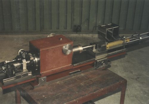 Máquina para fabricación de brocas